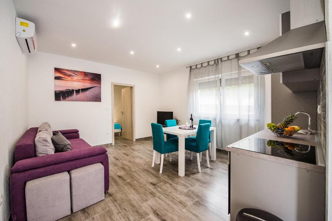 Apartmani Brdar Подстрана Екстериор снимка