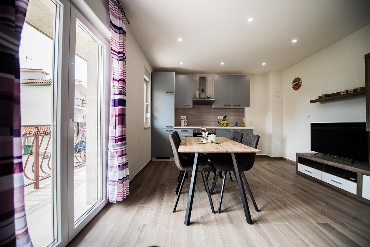Apartmani Brdar Подстрана Екстериор снимка