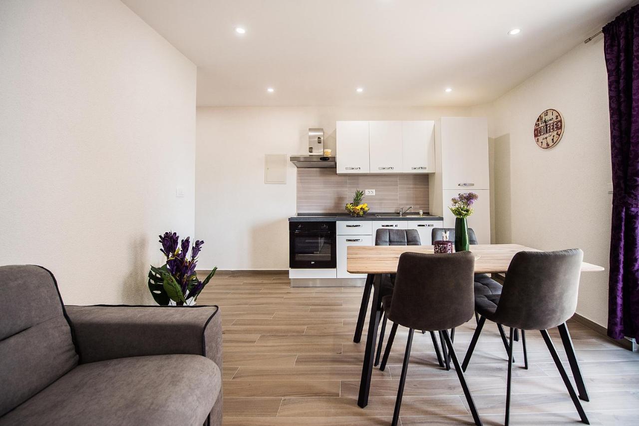 Apartmani Brdar Подстрана Екстериор снимка